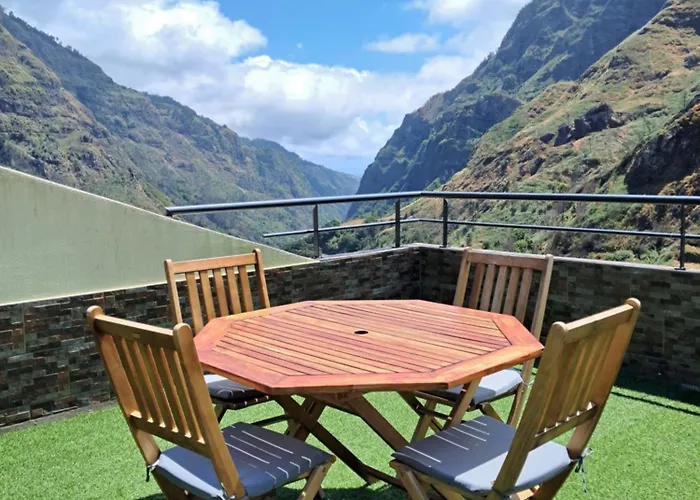 Valley House Madeira Dom wakacyjny Ribeira Brava