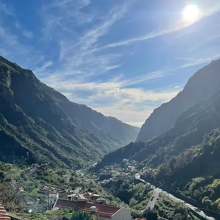 Сasa de vacaciones Valley House Madeira *