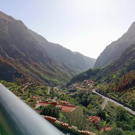 Valley House Madeira Сasa de vacaciones *